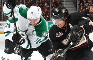 dm_140414_nhl_melrose_ducksstars